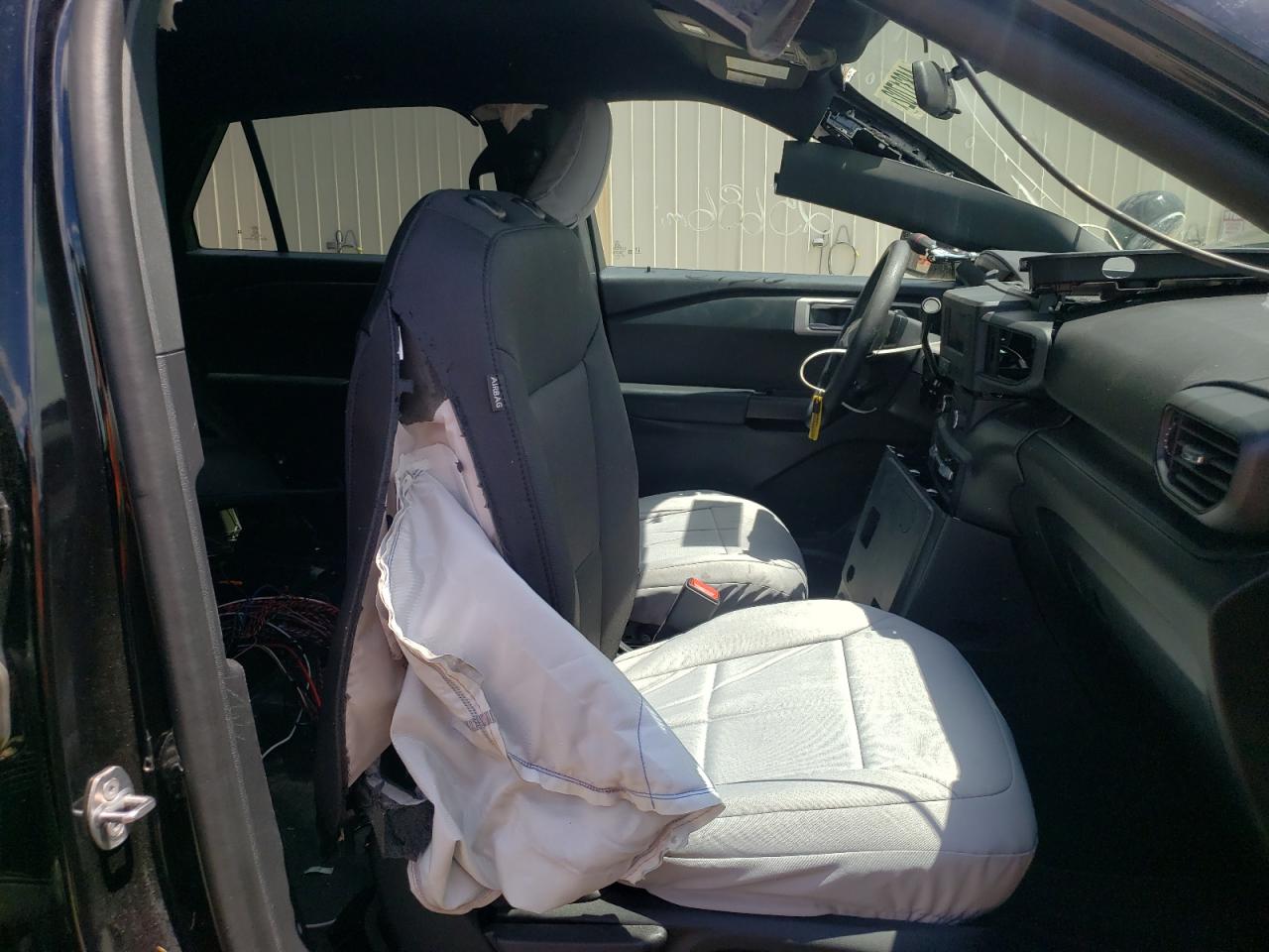 Photo 5 from auction – 2021 FORD EXPLORER P with VIN 1FM5K8AB0MGA65471