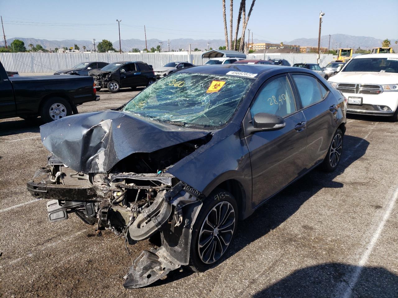 Photo 2 from auction – 2015 TOYOTA COROLLA L with VIN 5YFBURHE8FP359872