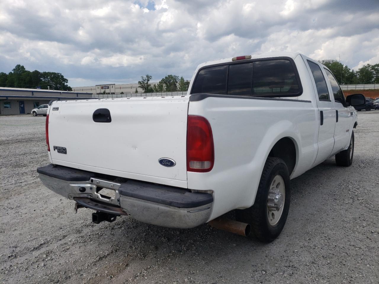 Photo 4 from auction – 2004 FORD F250 SUPER with VIN 1FTNW20P34EB85585