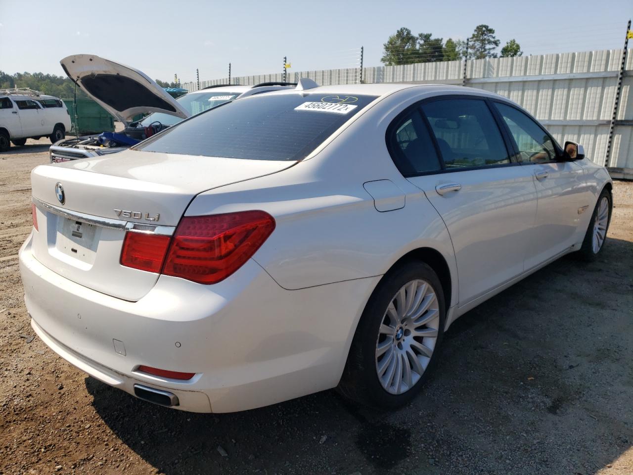 Photo 4 from auction – 2010 BMW 750 LI with VIN WBAKB8C55ACY62815