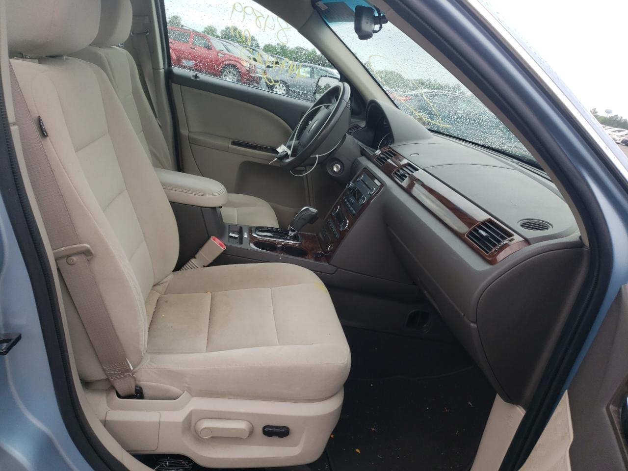 Photo 5 from auction – 2009 FORD TAURUS SEL with VIN 1FAHP24W59G104969
