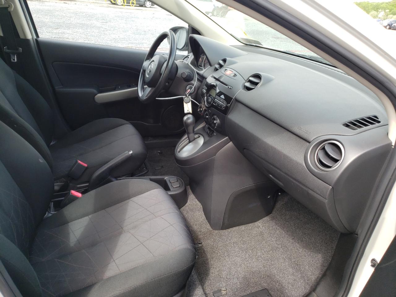 Photo 5 from auction – 2014 MAZDA MAZDA2 SPO with VIN JM1DE1KY9E0187158