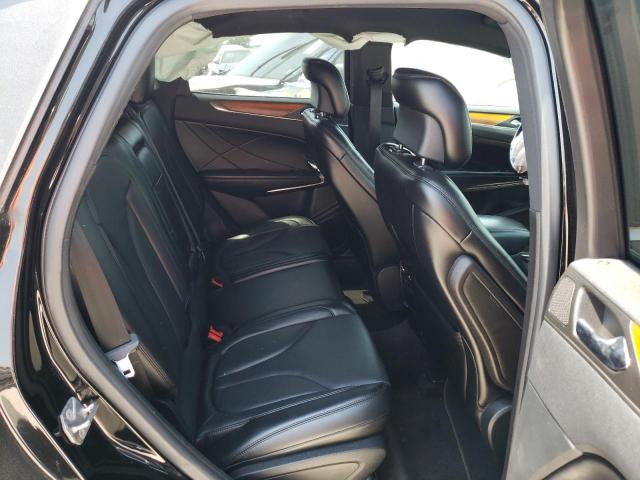 Photo 6 from auction – 2016 LINCOLN MKC RESERV with VIN 5LMTJ3DH3GUJ20303