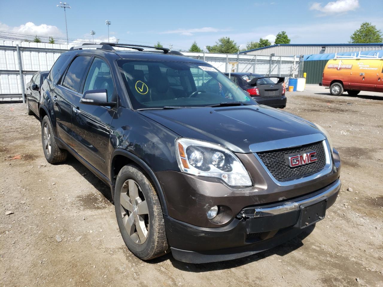 GMC ACADIA SLT 2011 with VIN 1GKKVRED1BJ155989 - Photo from auction