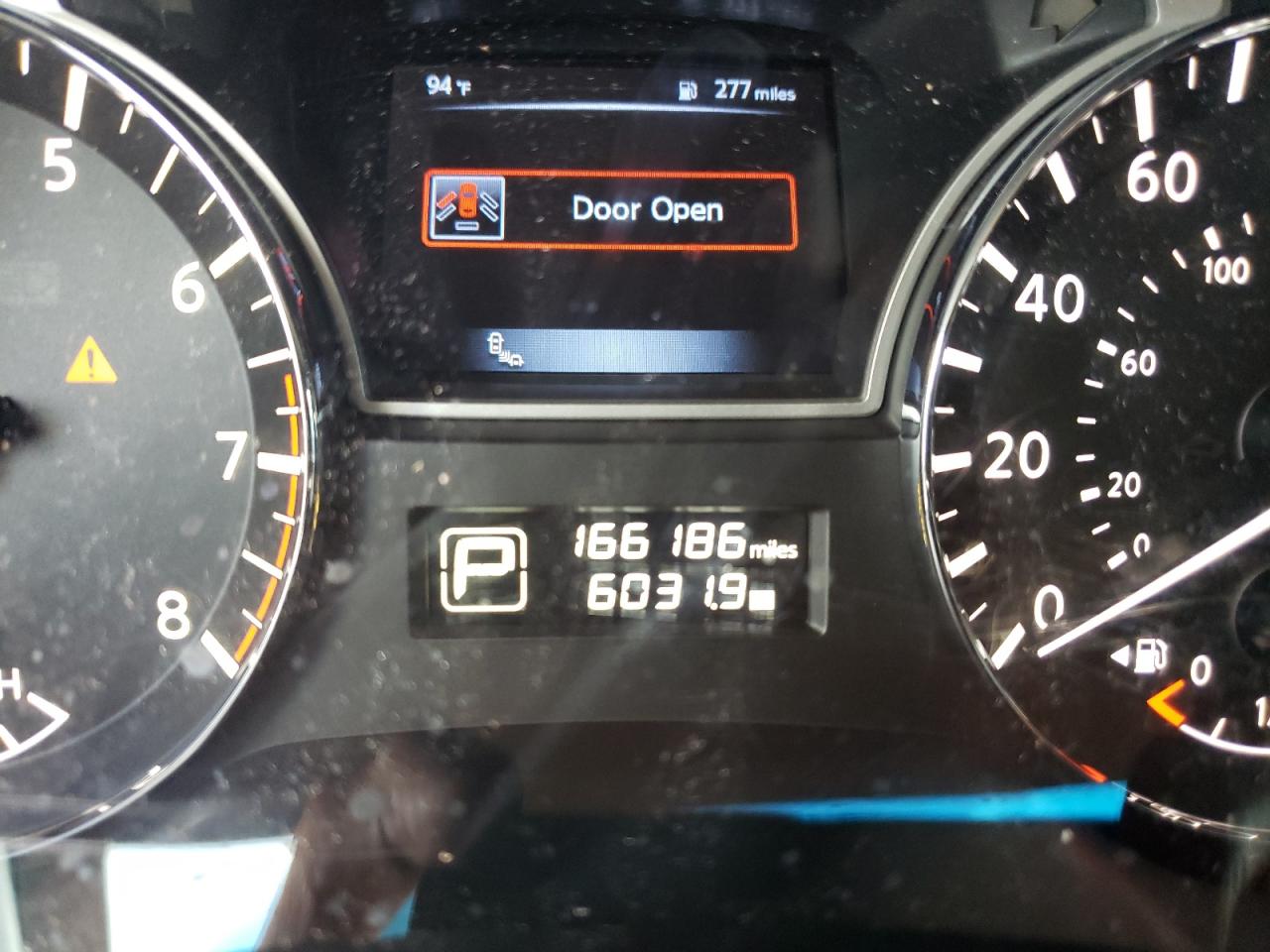 Photo 8 from auction – 2015 NISSAN PATHFINDER with VIN 5N1AR2MNXFC708657