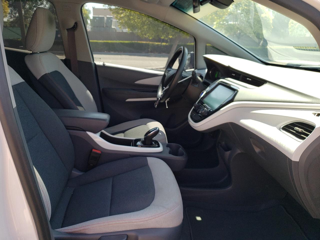 Photo 16 from auction – 2017 CHEVROLET BOLT EV LT with VIN 1G1FW6S00H4159168