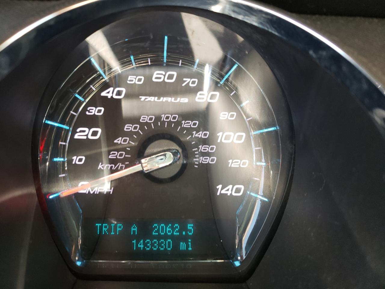 Photo 8 from auction – 2011 FORD TAURUS SE with VIN 1FAHP2DW8BG124123