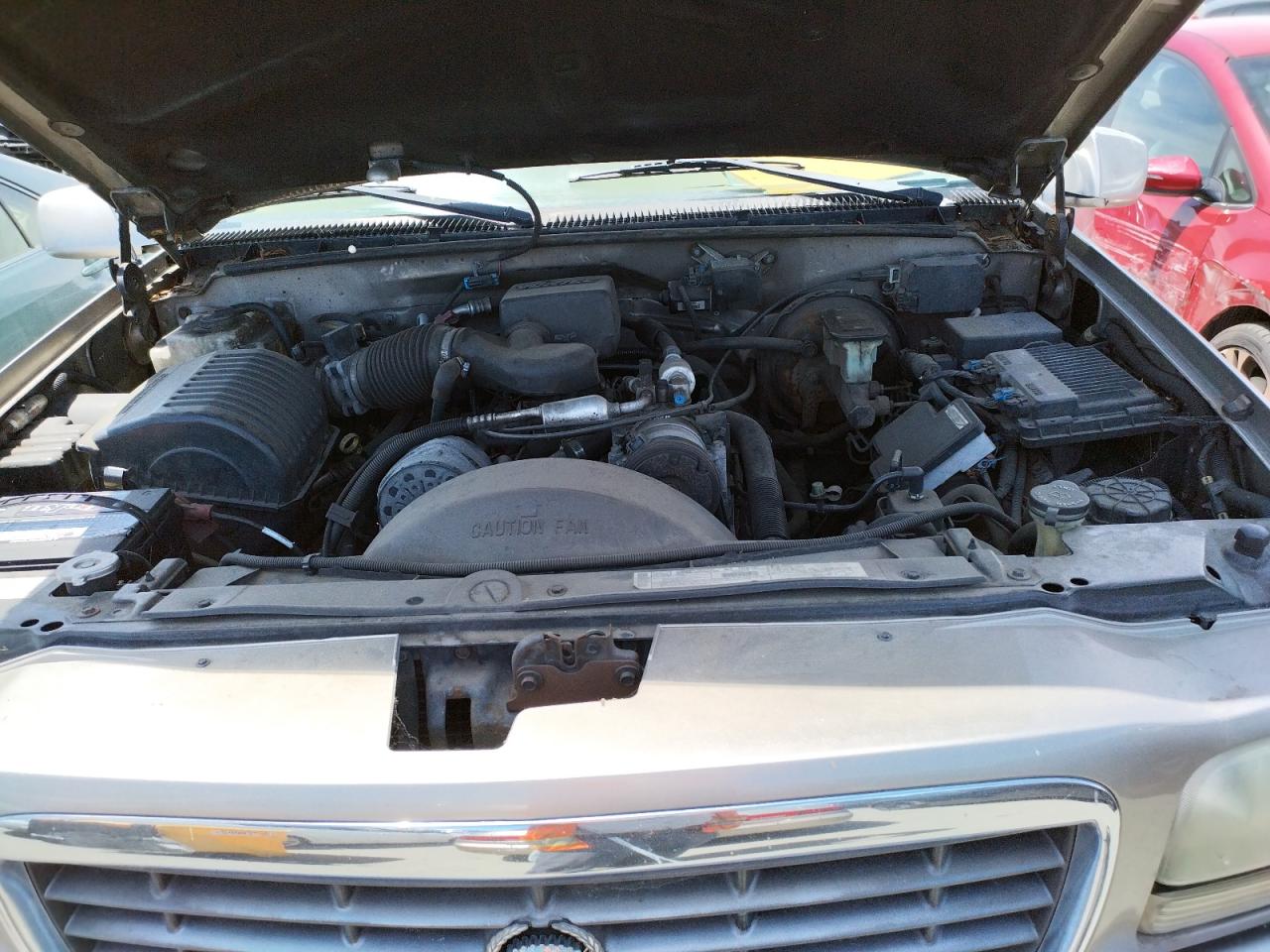 Photo 7 from auction – 2000 CADILLAC ESCALADE L with VIN 1GYEK63R3YR216374