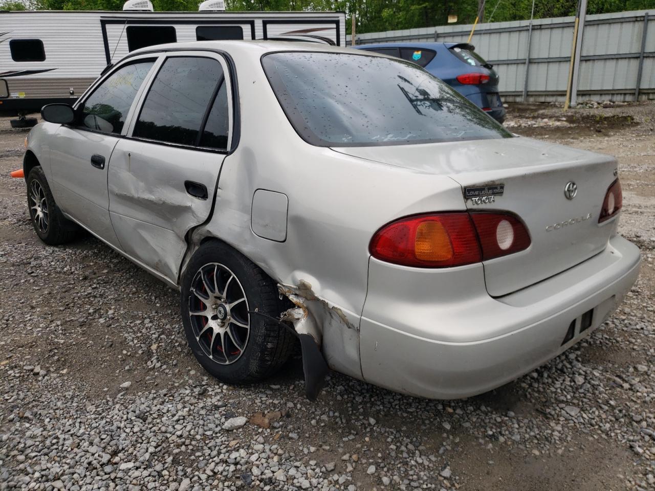 Photo 3 from auction – 2001 TOYOTA COROLLA CE with VIN 2T1BR12E01C500194