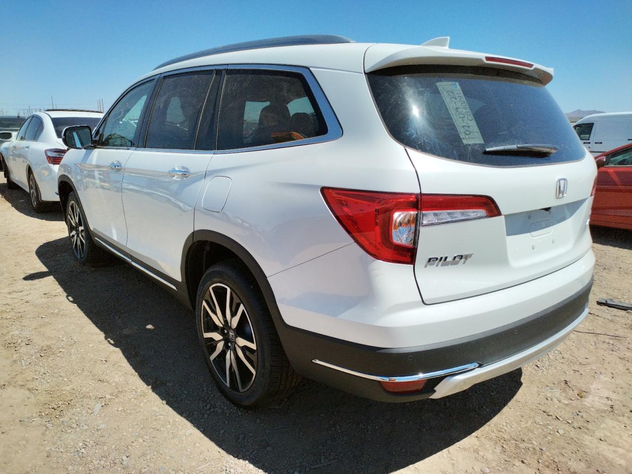 Photo 3 from auction – 2022 HONDA PILOT TOUR with VIN 5FNYF6H64NB026087