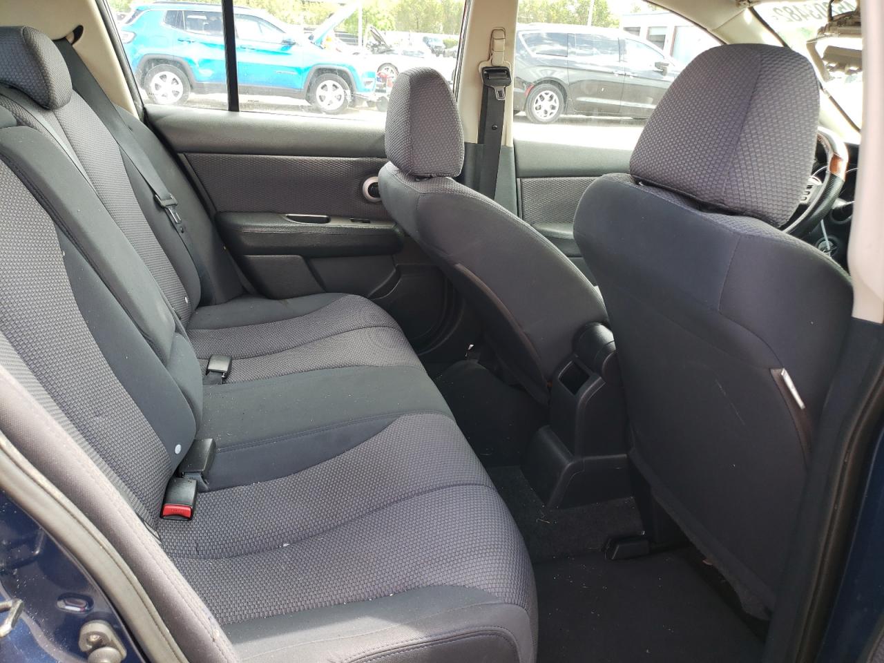 Photo 6 from auction – 2008 NISSAN VERSA S with VIN 3N1BC13E48L423372