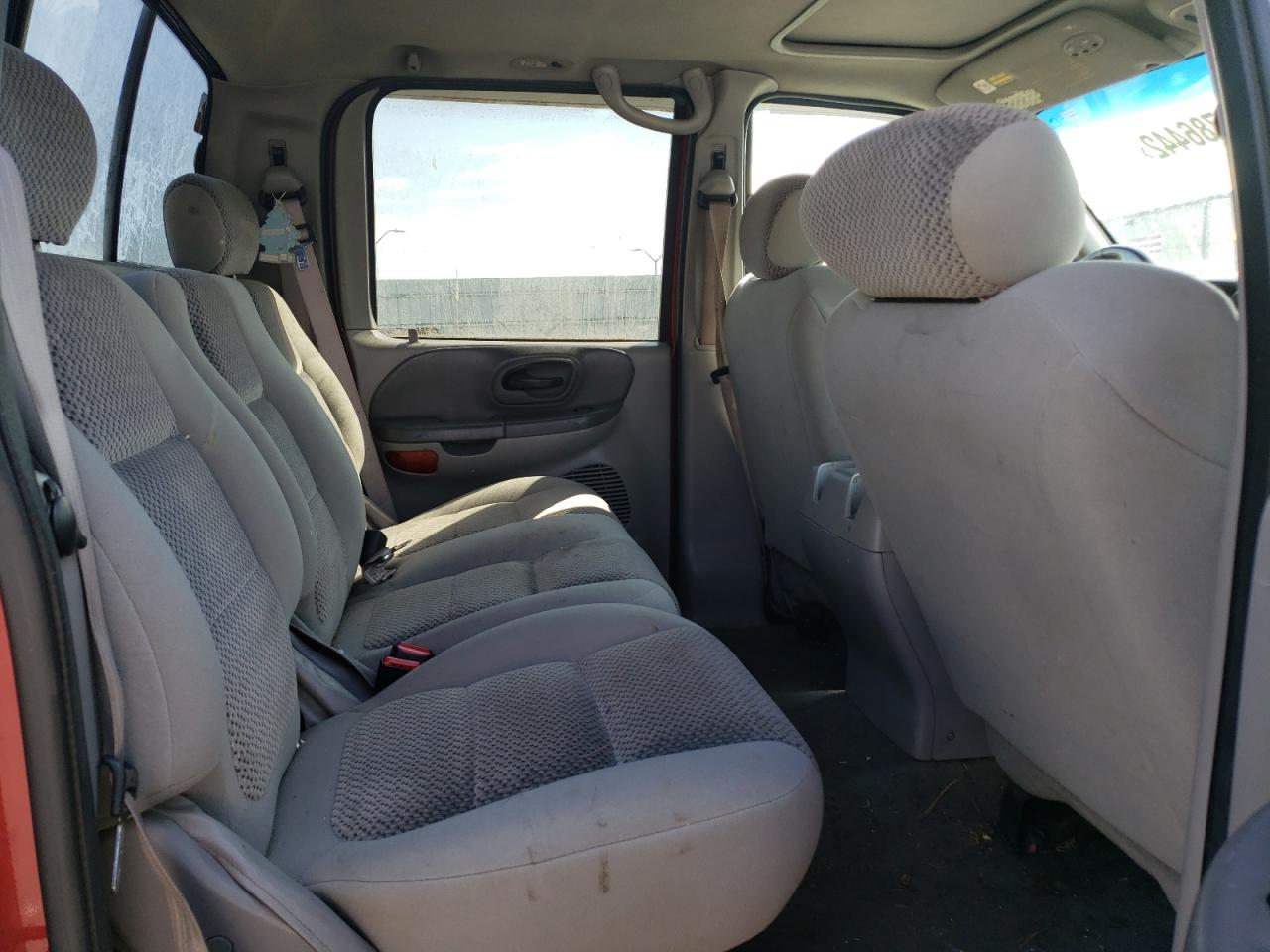 Photo 6 from auction – 2002 FORD F150 SUPER with VIN 1FTRW08L22KD03602