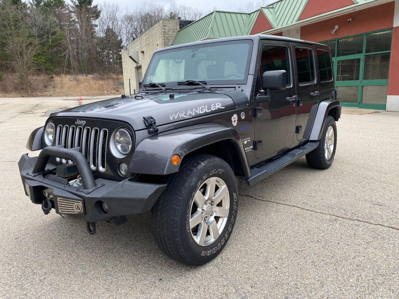 Photo 2 from auction – 2017 JEEP WRANGLER U with VIN 1C4BJWEGXHL548919