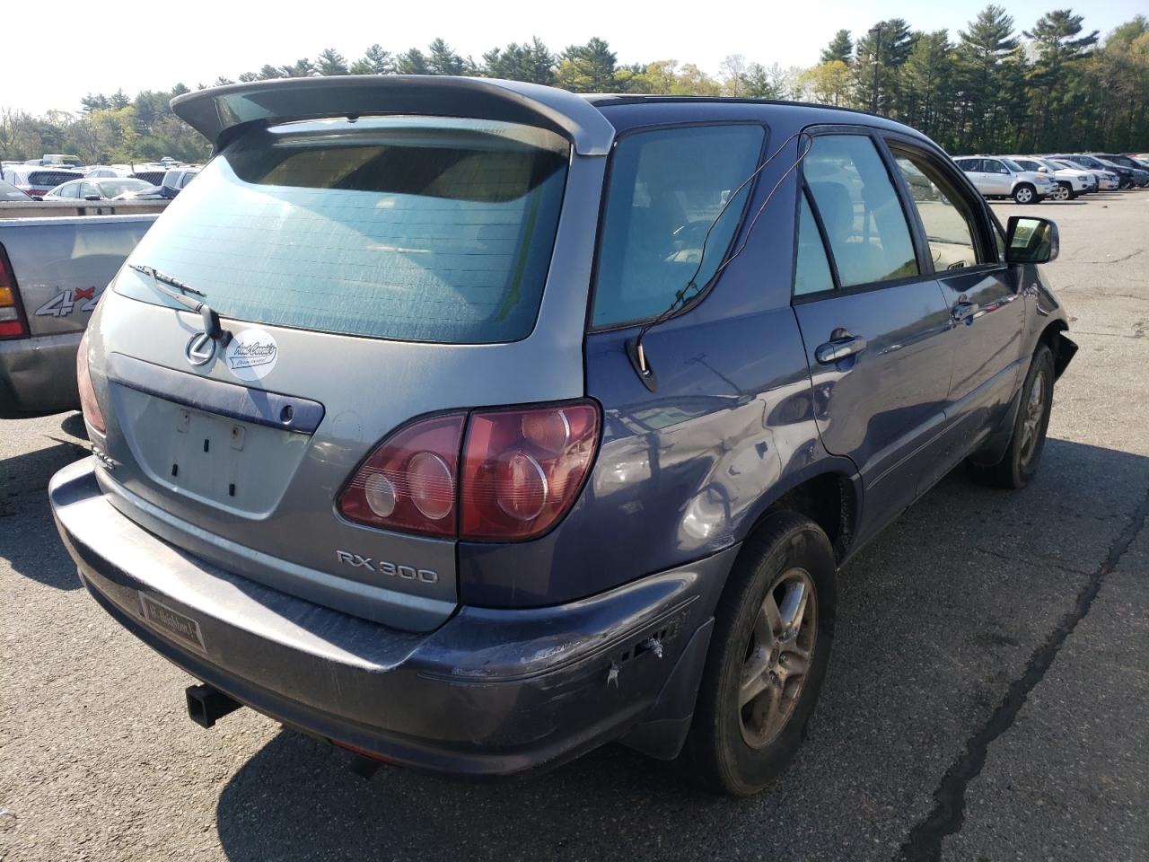 Photo 4 from auction – 2000 LEXUS RX 300 with VIN JT6HF10U0Y0107188