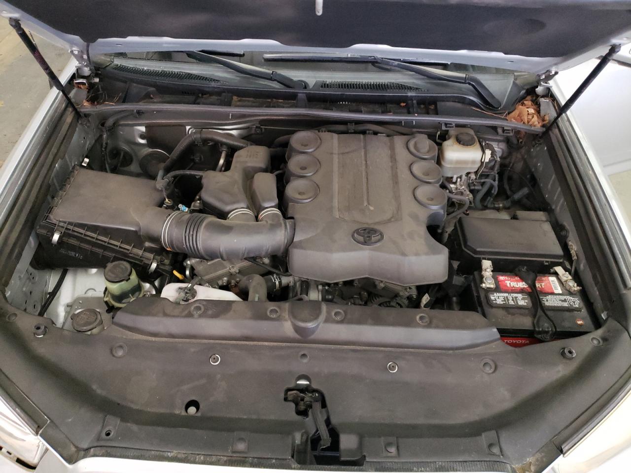 Photo 7 from auction – 2011 TOYOTA 4RUNNER SR with VIN JTEBU5JRXB5041597