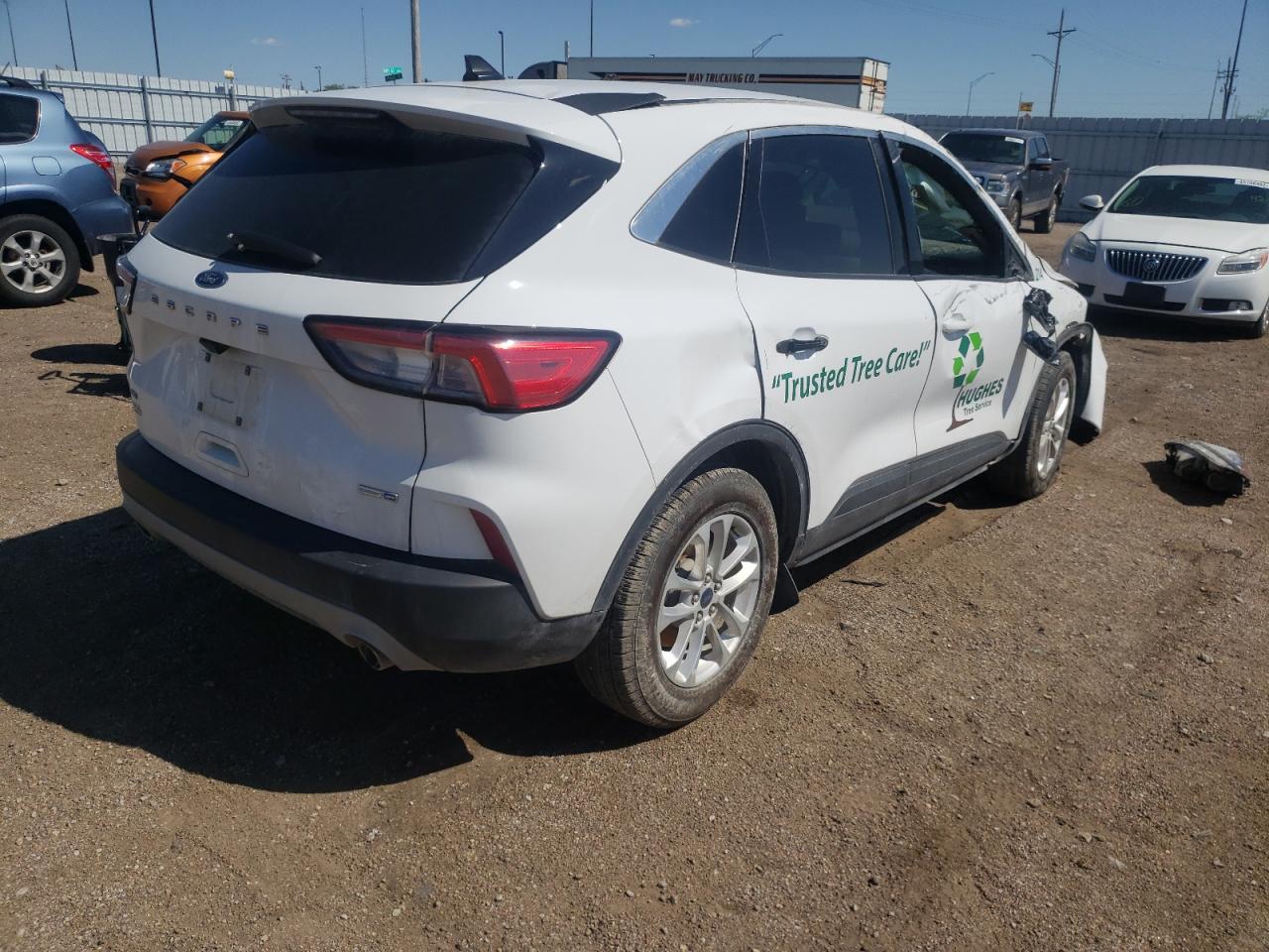 Photo 4 from auction – 2020 FORD ESCAPE SE with VIN 1FMCU9G60LUB41501