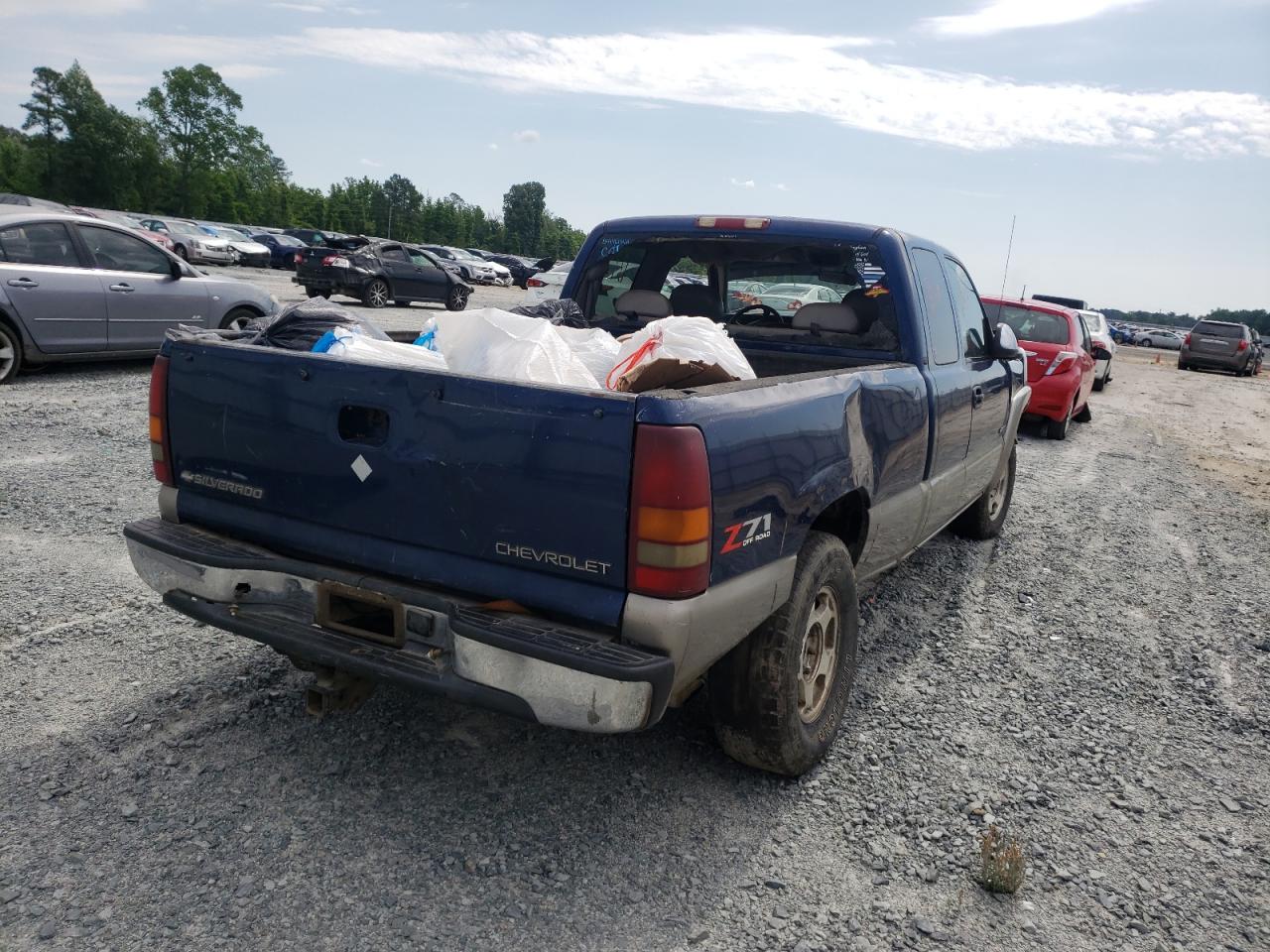 Photo 4 from auction – 2002 CHEVROLET SILVERADO with VIN 2GCEK19T321123091