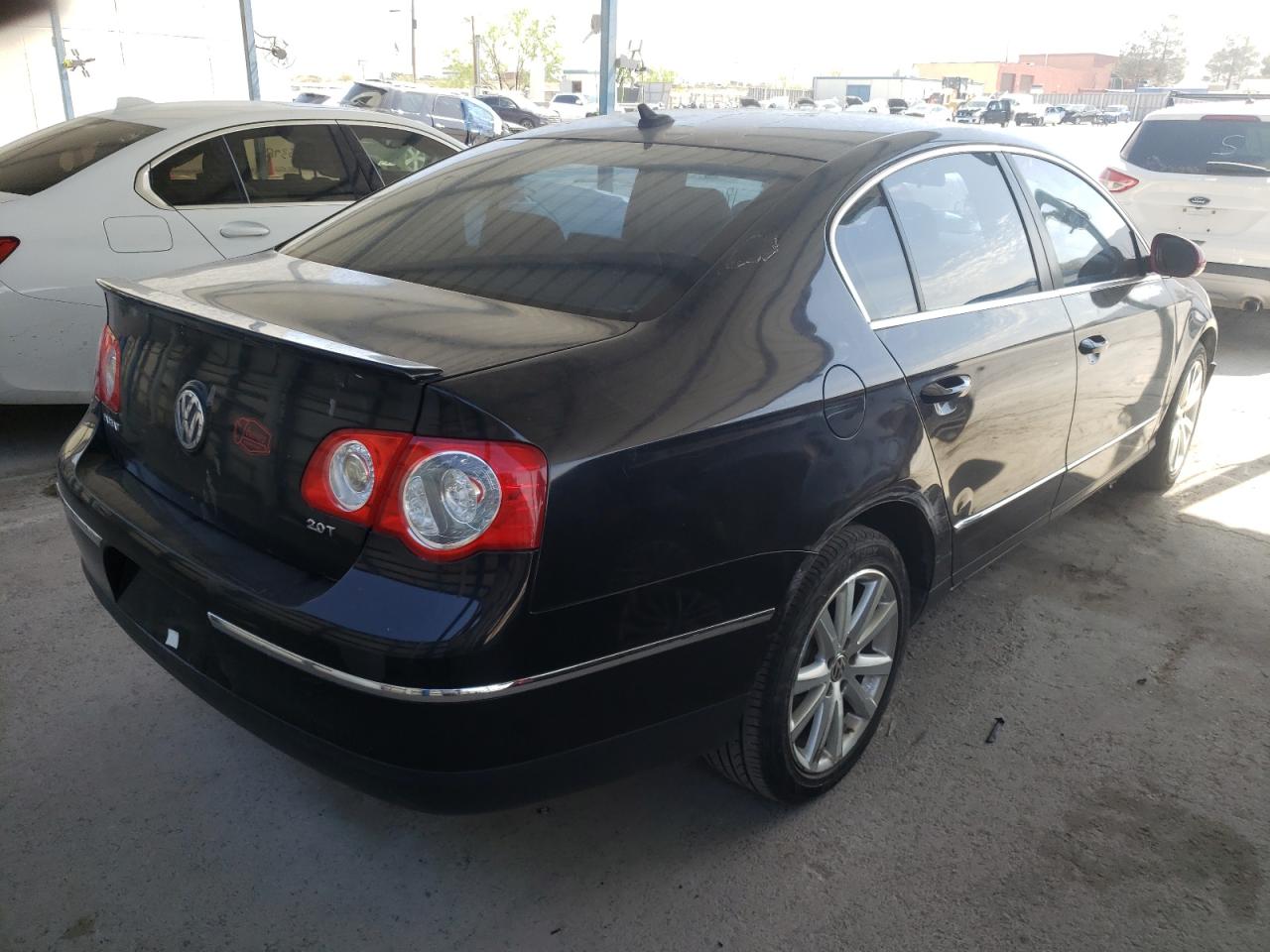 Photo 4 from auction – 2010 VOLKSWAGEN PASSAT with VIN WVWJK7AN5AE149056