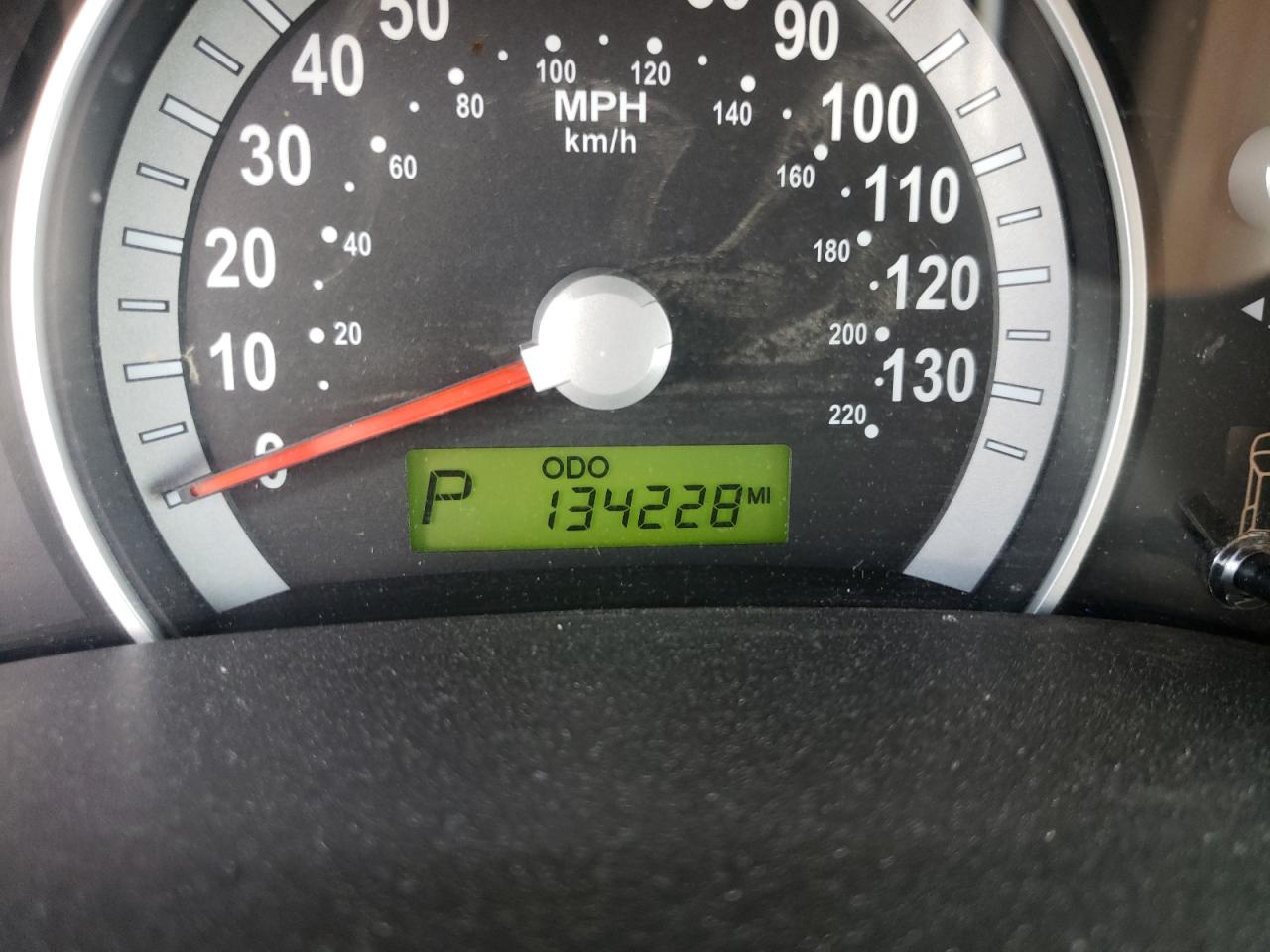 Photo 8 from auction – 2008 HYUNDAI ENTOURAGE with VIN KNDMC233586051609