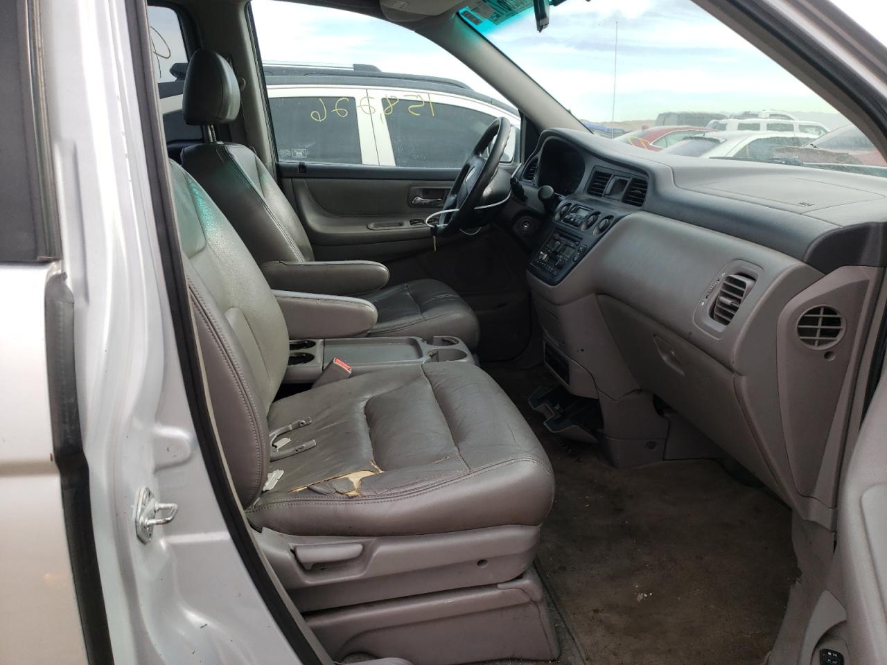 Photo 15 from auction – 2002 HONDA ODYSSEY EX with VIN 2HKRL18042H520409
