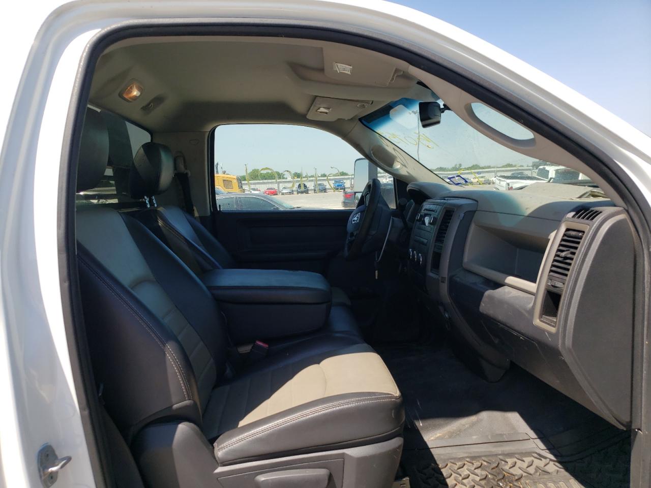 Photo 5 from auction – 2012 DODGE RAM 3500 S with VIN 3C7WDSBL2CG150759