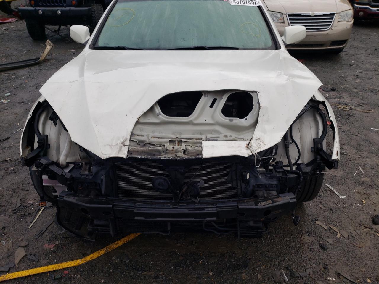 Photo 9 from auction – 2011 HYUNDAI GENESIS CO with VIN KMHHT6KD5BU060540