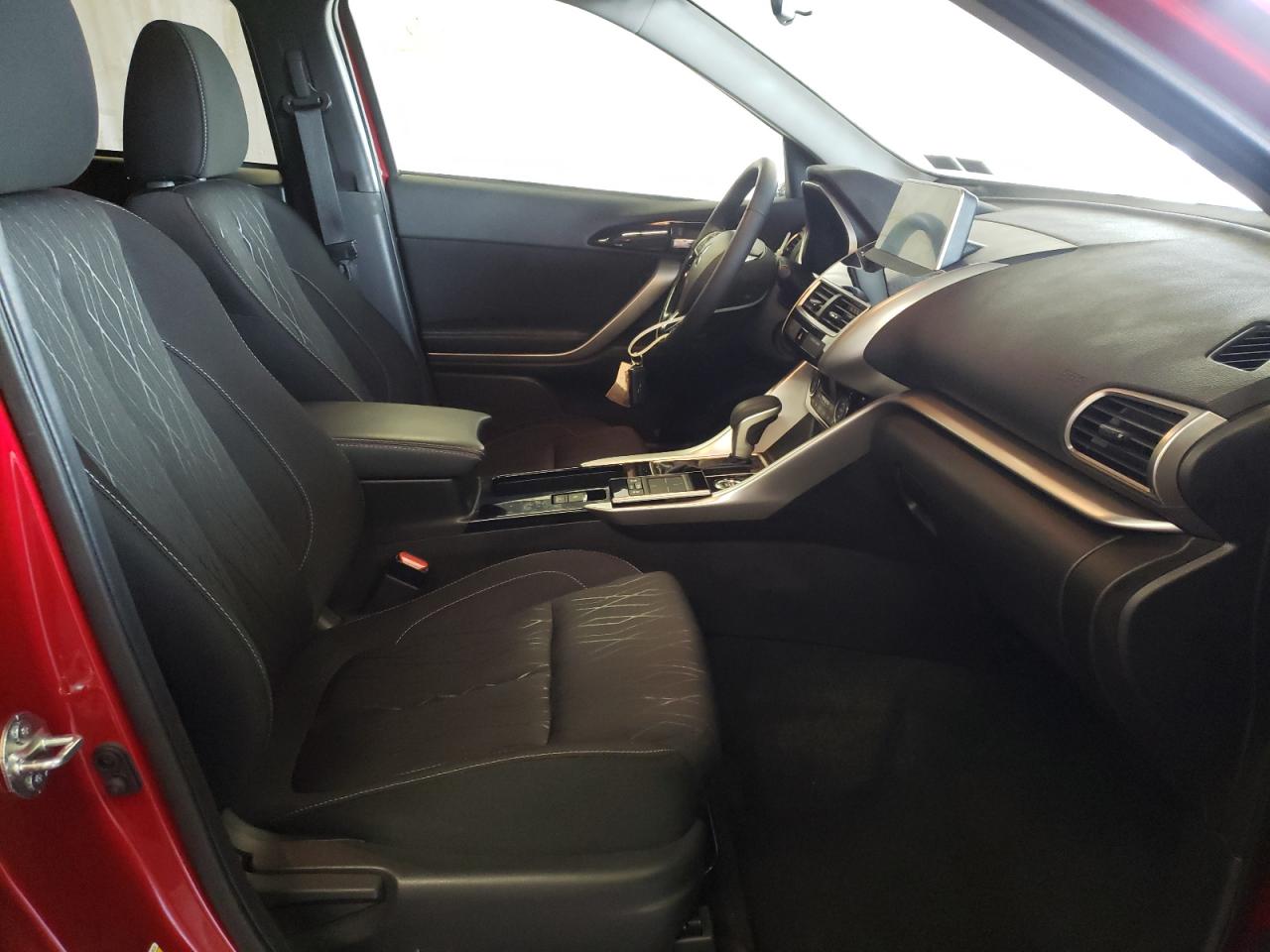 Photo 5 from auction – 2019 MITSUBISHI ECLIPSE CR with VIN JA4AT5AA6KZ020729