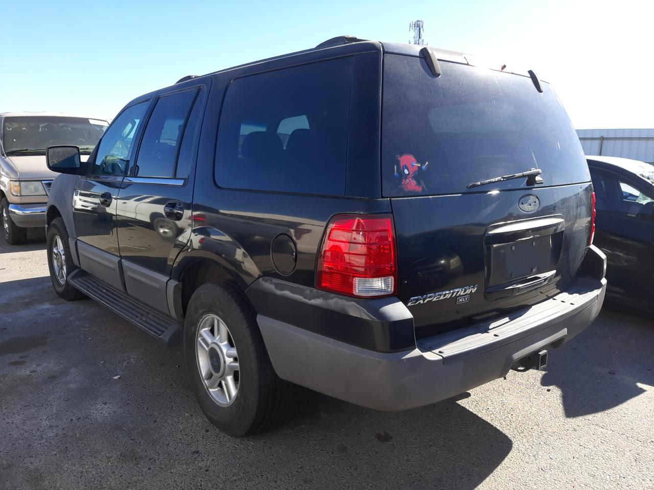 Photo 3 from auction – 2003 FORD EXPEDITION with VIN 1FMPU15L33LA86477