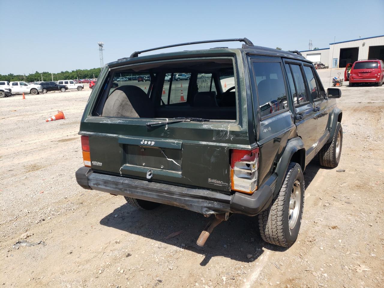 Photo 4 from auction – 1996 JEEP CHEROKEE S with VIN 1J4FJ68S3TL260941