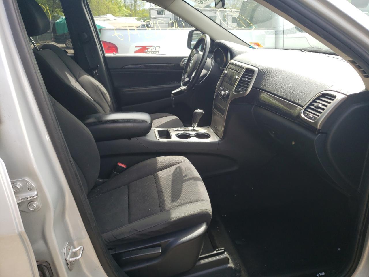 Photo 5 from auction – 2011 JEEP GRAND CHER with VIN 1J4RR4GG1BC566526