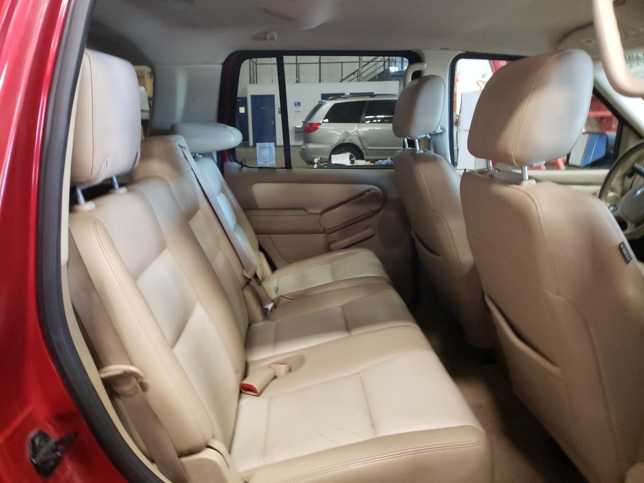Photo 6 from auction – 2008 FORD EXPLORER E with VIN 1FMEU74E78UA84150