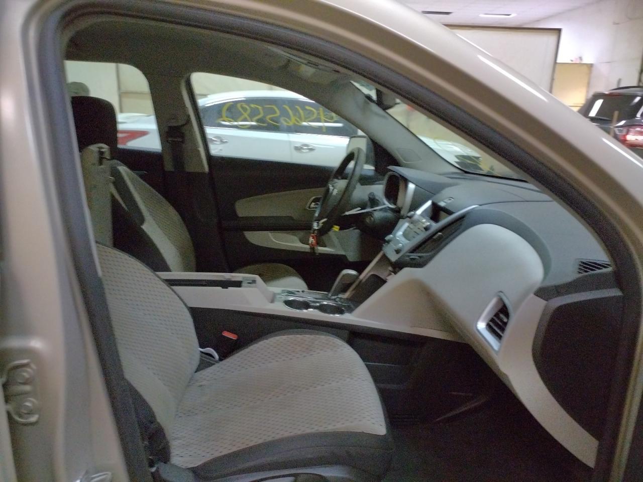 Photo 5 from auction – 2011 CHEVROLET EQUINOX LS with VIN 2CNFLCEC7B6314448