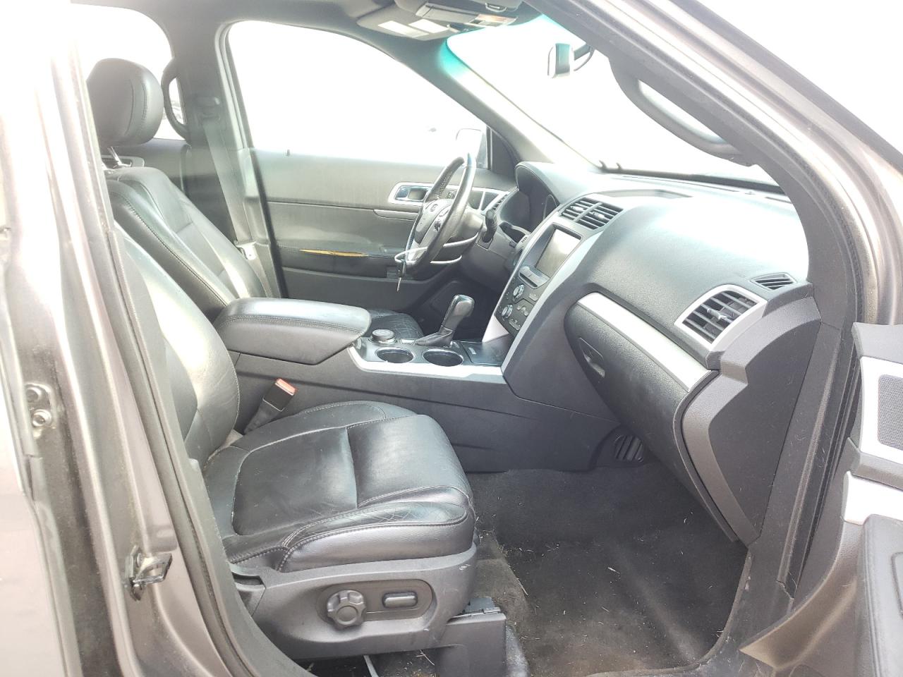 Photo 5 from auction – 2012 FORD EXPLORER X with VIN 1FMHK8D88CGA84541