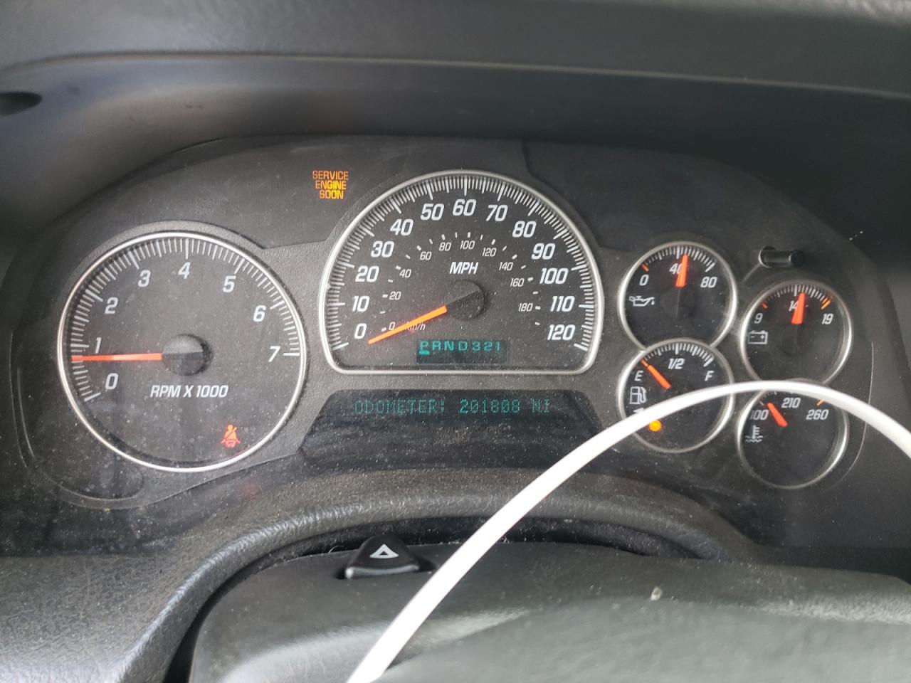 Photo 8 from auction – 2003 GMC ENVOY XL with VIN 1GKET16S736145408