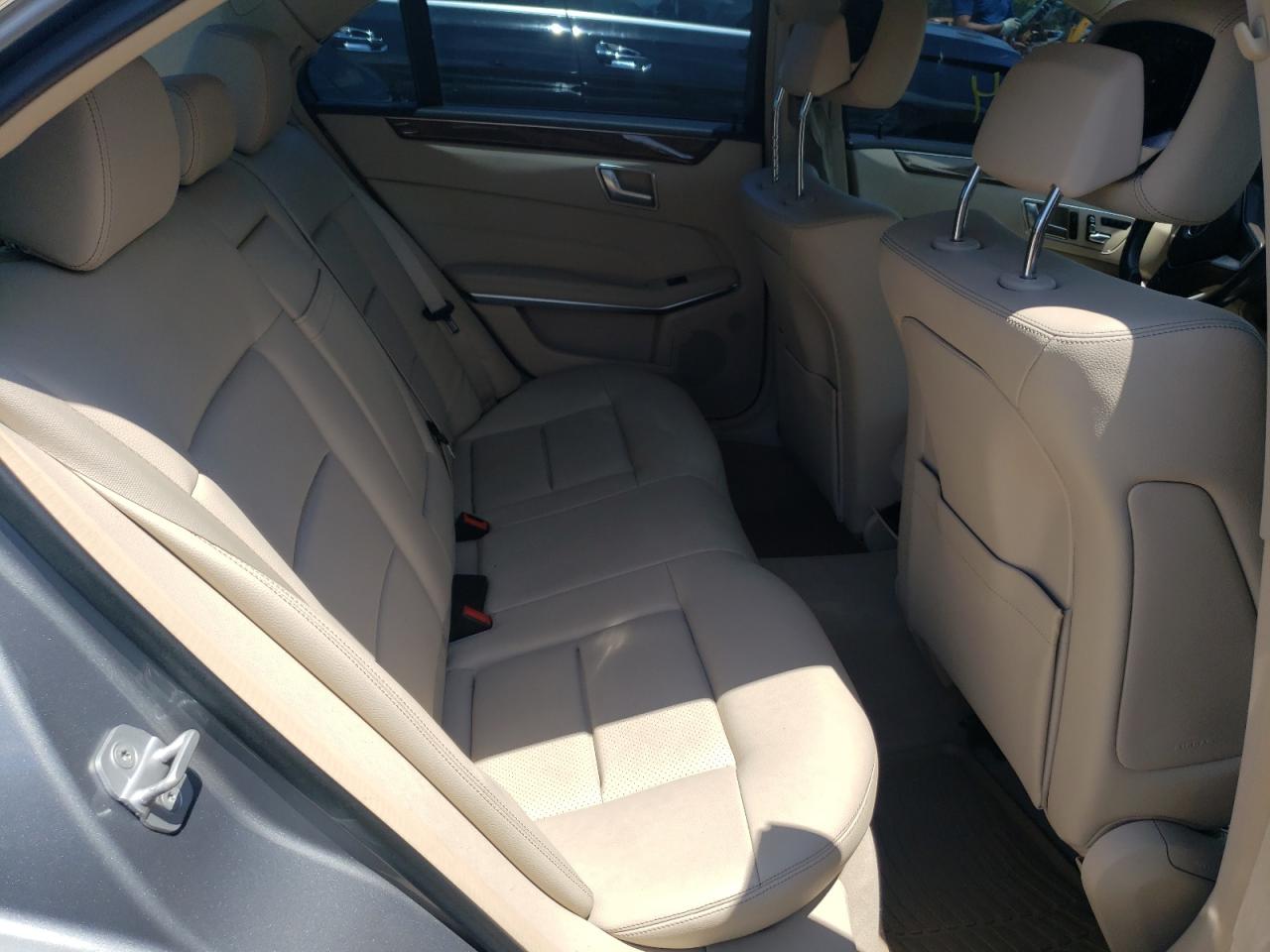 Photo 6 from auction – 2014 MERCEDES-BENZ E CLASS with VIN WDDHF5KB6EB071301