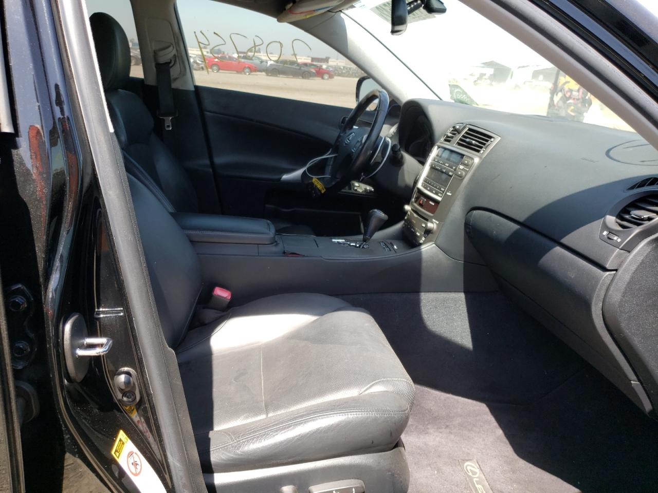 Photo 5 from auction – 2007 LEXUS IS 350 with VIN JTHBE262X75012960