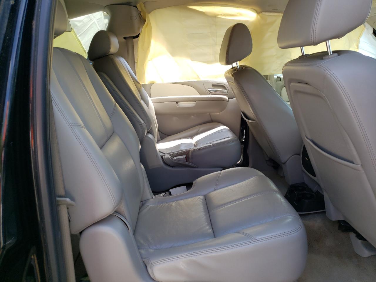 Photo 6 from auction – 2007 CHEVROLET SUBURBAN C with VIN 3GNFC16J37G304086