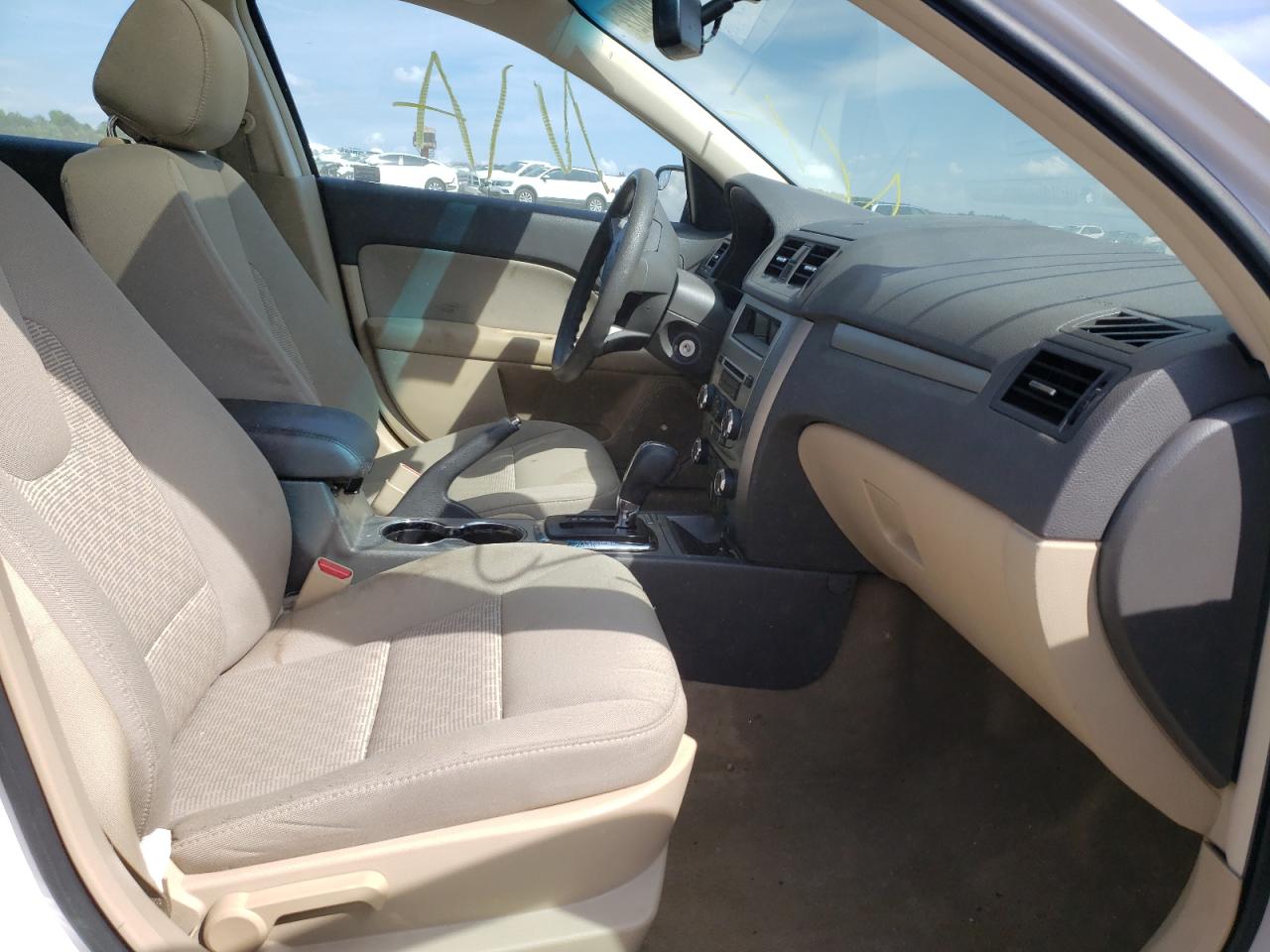 Photo 5 from auction – 2012 FORD FUSION SE with VIN 3FAHP0HG5CR406429