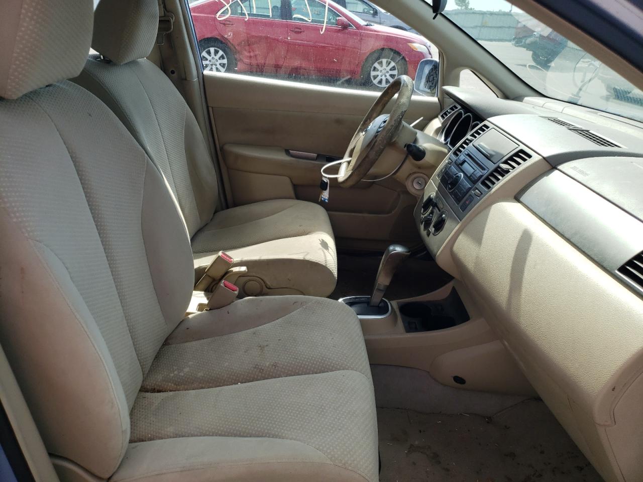 Photo 5 from auction – 2010 NISSAN VERSA S with VIN 3N1BC1CP4AL388078