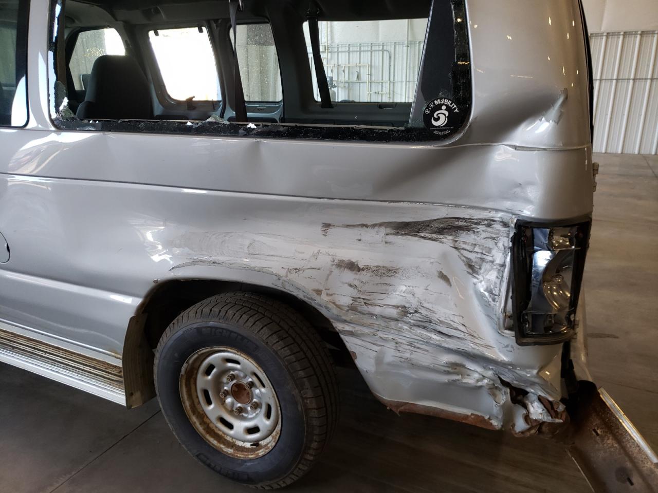 Photo 9 from auction – 2006 FORD ECONOLINE with VIN 1FMRE11W66DA04567