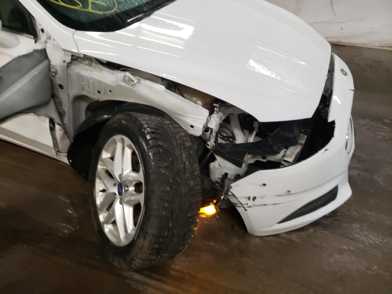 Photo 9 from auction – 2016 FORD FUSION SE with VIN 3FA6P0HD4GR163618