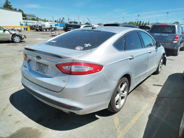 Photo 4 from auction – 2016 FORD FUSION SE with VIN 3FA6P0H73GR342503
