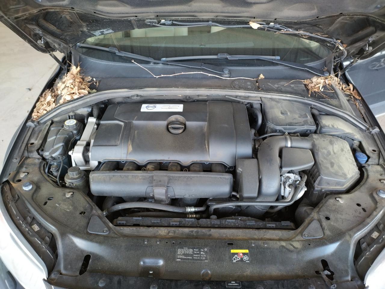 Photo 7 from auction – 2010 VOLVO XC70 3.2 with VIN YV4982BZ0A1090024