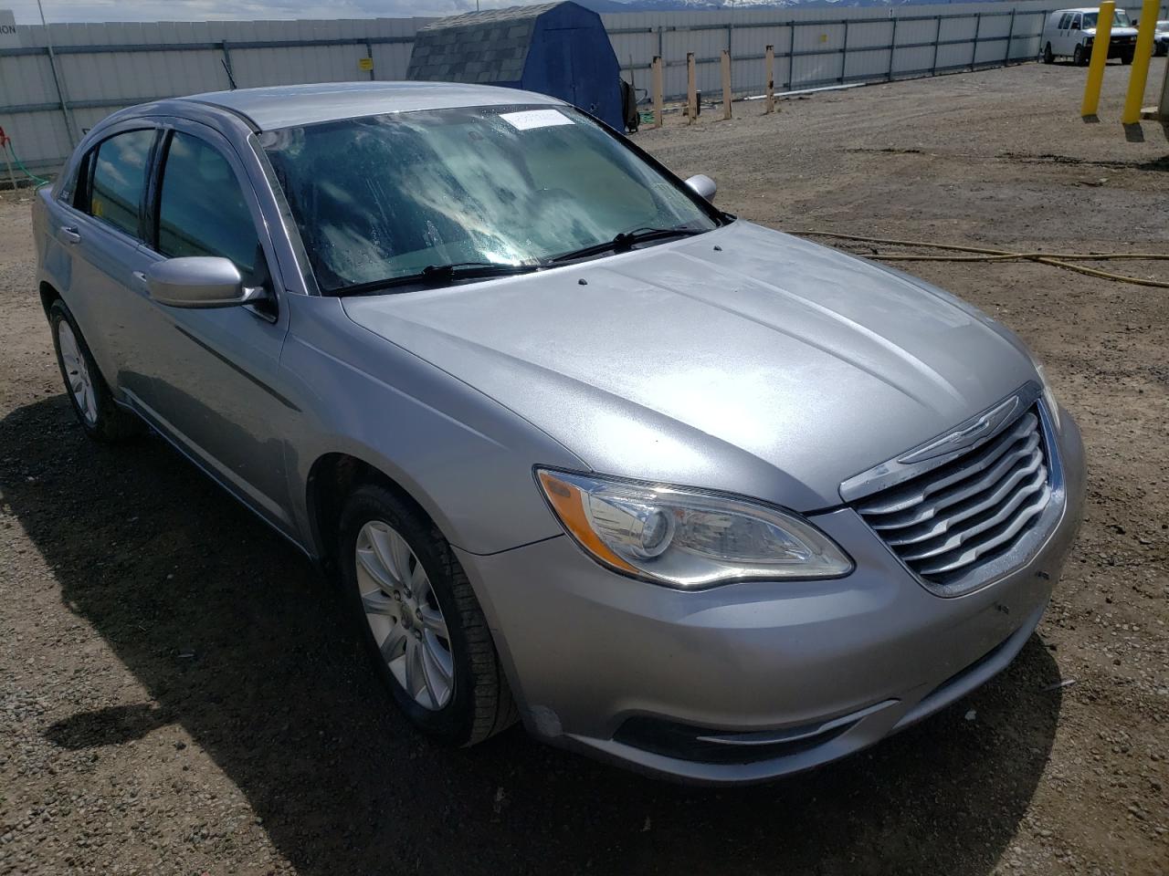 CHRYSLER 200 TOURIN 2013 with VIN 1C3CCBBB3DN762637 - Photo from auction