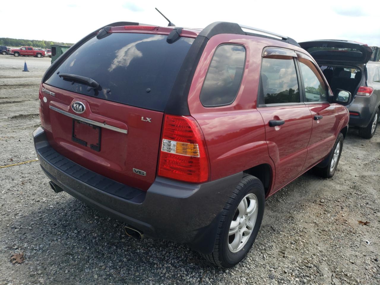 Photo 4 from auction – 2007 KIA SPORTAGE E with VIN KNDJF723877330716