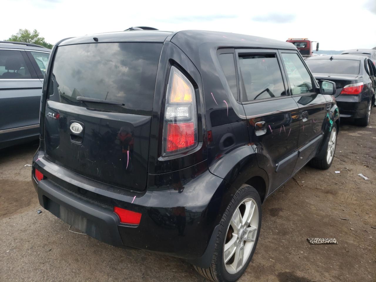 Photo 4 from auction – 2010 KIA SOUL + with VIN KNDJT2A27A7095009