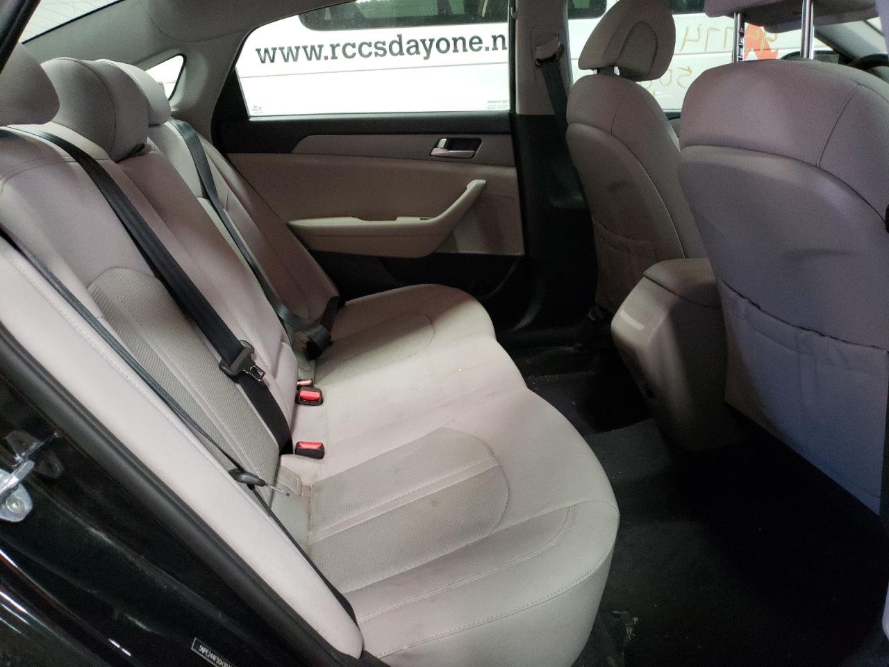 Photo 6 from auction – 2016 HYUNDAI SONATA SE with VIN 5NPE24AF5GH307672