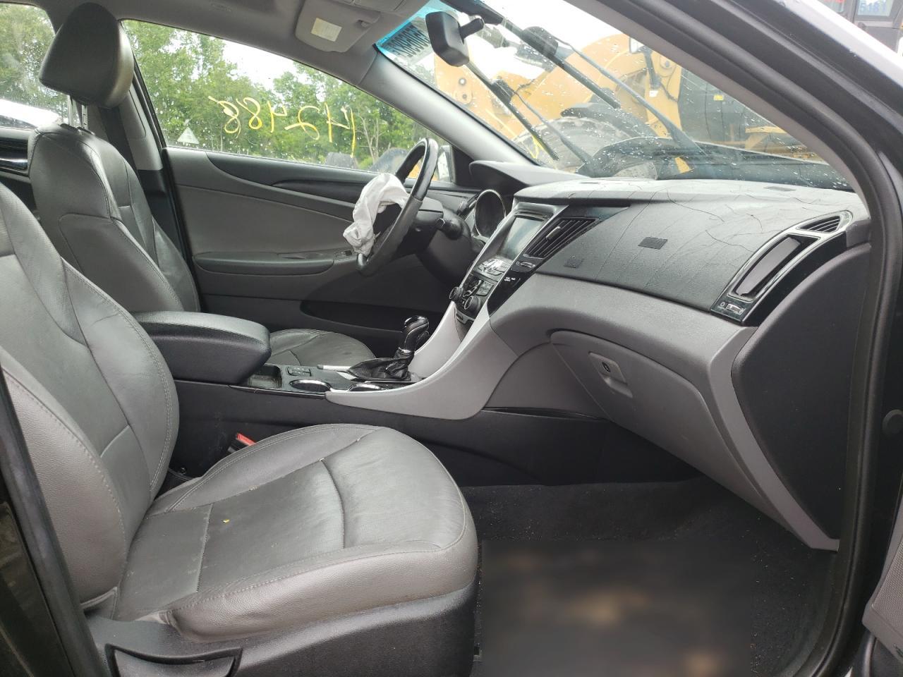 Photo 5 from auction – 2012 HYUNDAI SONATA SE with VIN 5NPEC4ACXCH347145