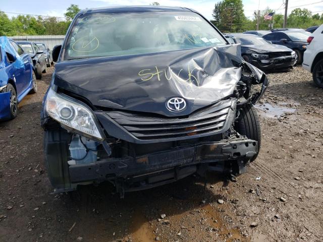 Photo 9 from auction – 2017 TOYOTA SIENNA with VIN 5TDZZ3DC7HS814321