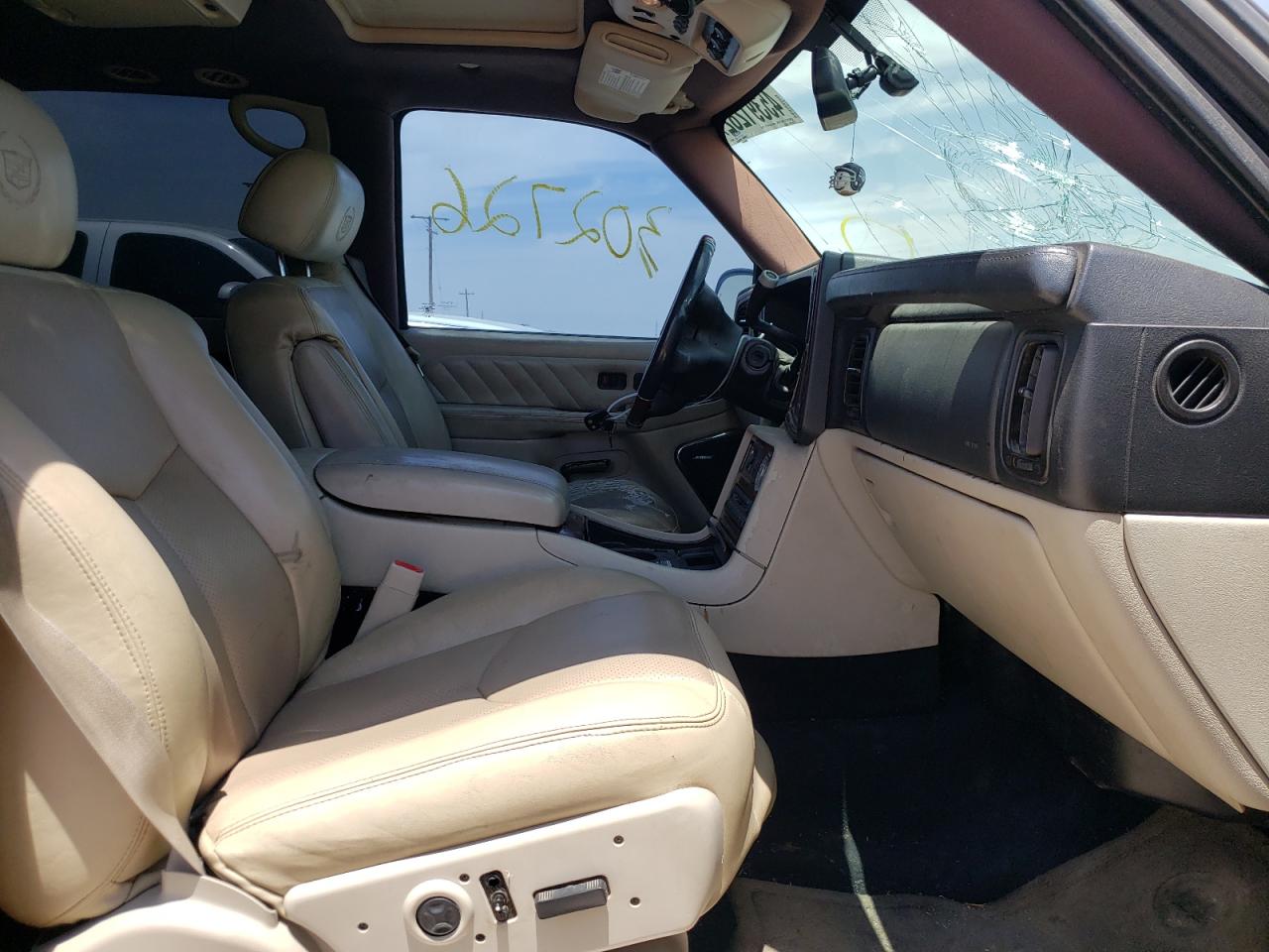 Photo 5 from auction – 2005 CADILLAC ESCALADE E with VIN 3GYFK66N45G164925